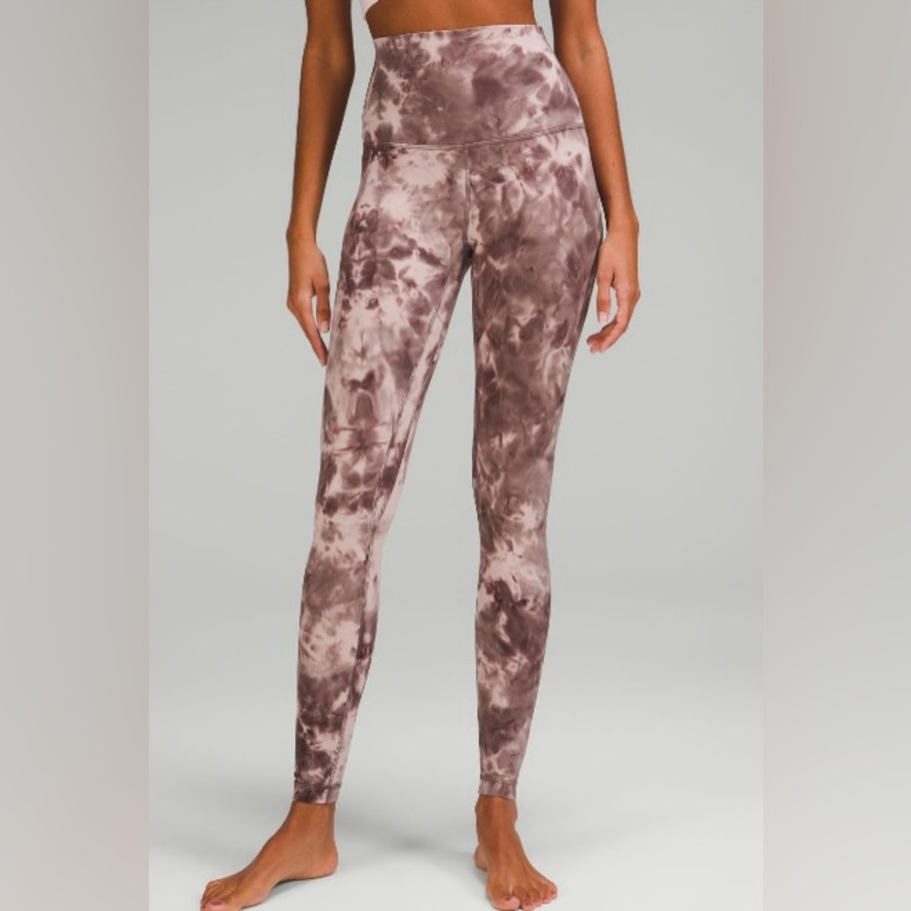 Lululemon size 6 leggings